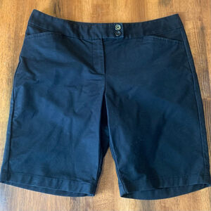Ann Taylor Shorts 12 Petite Black Curvy Fit Lower on Waist